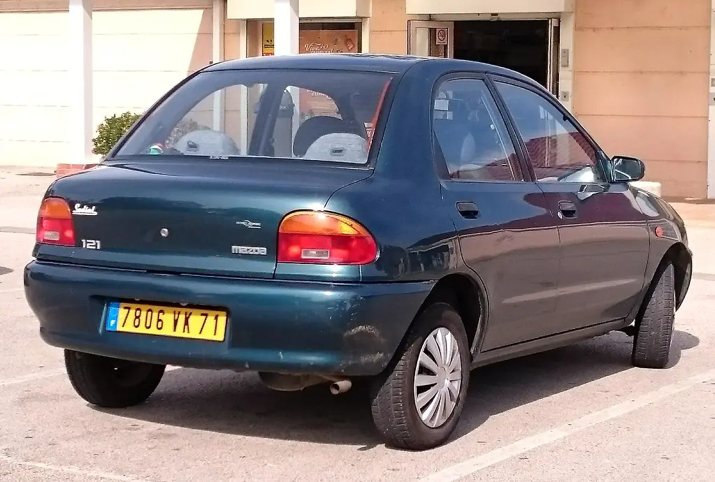 Mazda 121 121 1.3 Pro 3