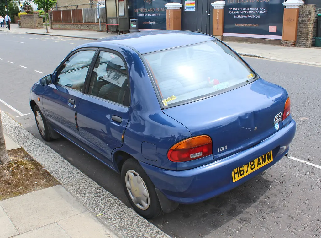Mazda 121 121 1.3 3