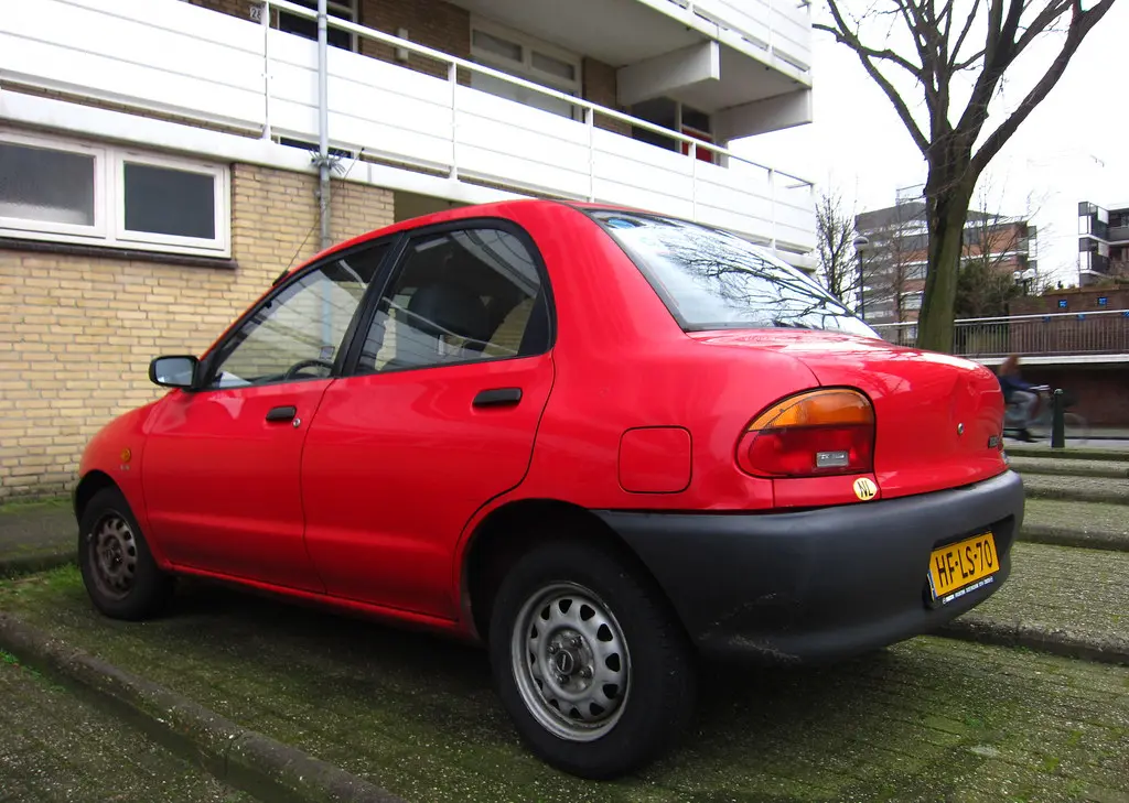 Mazda 121 121 1.3 LX 1
