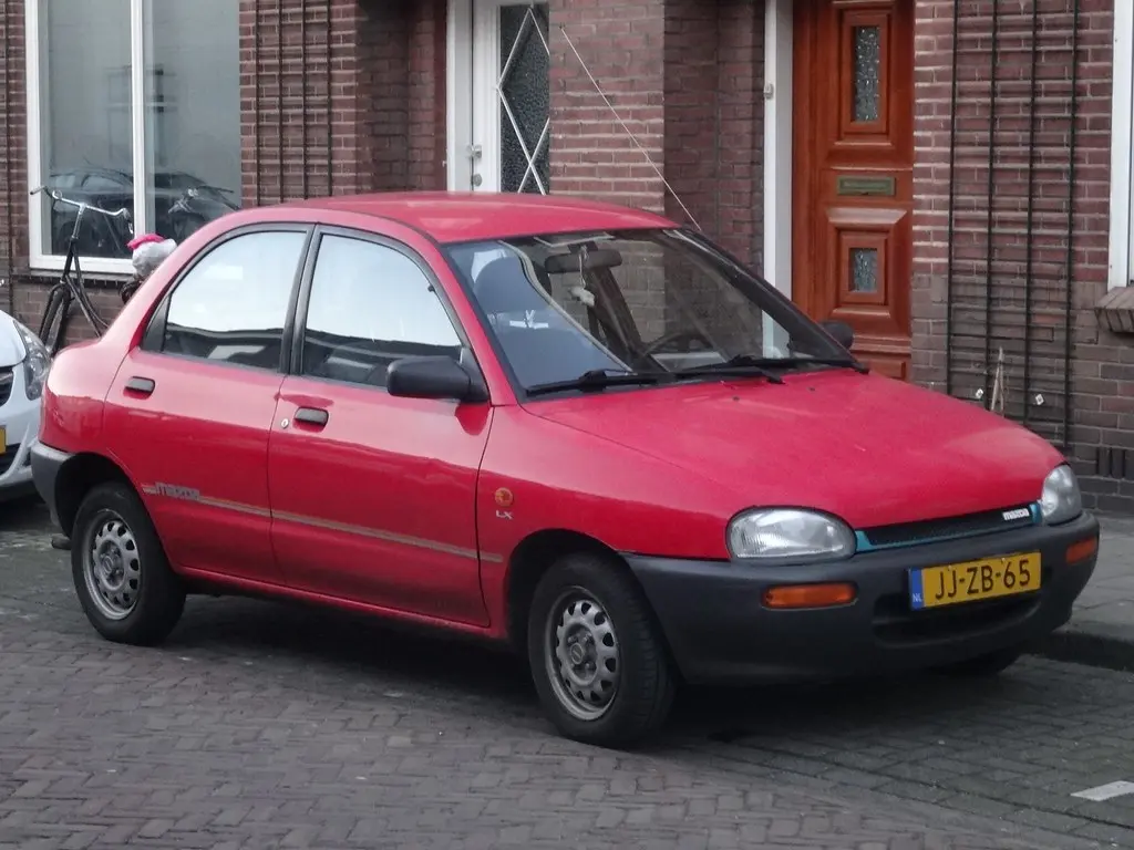 Mazda 121 121 1.3 Pro 2
