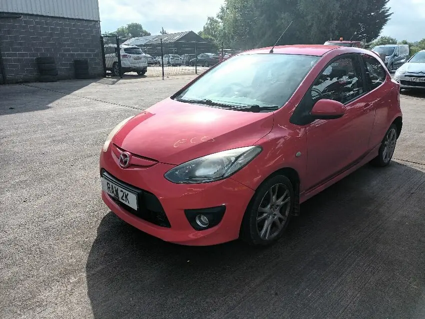 Mazda 2 2 1.3 Go 4