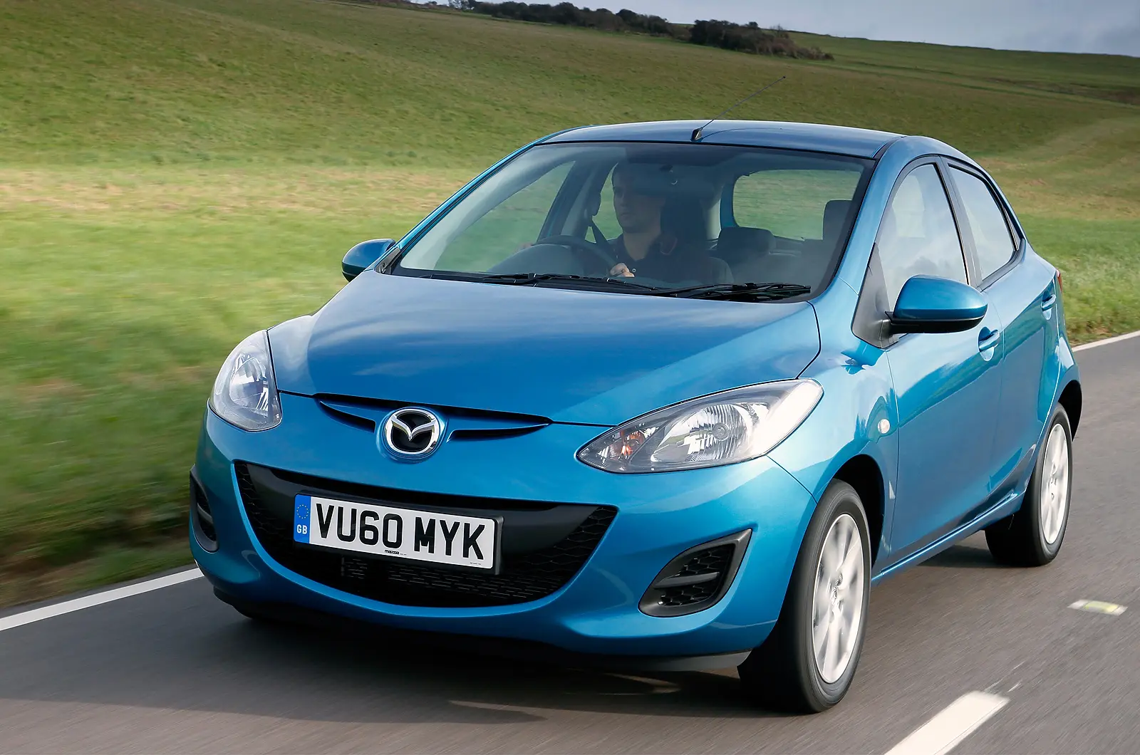 Mazda 2 2 1.3 High 7