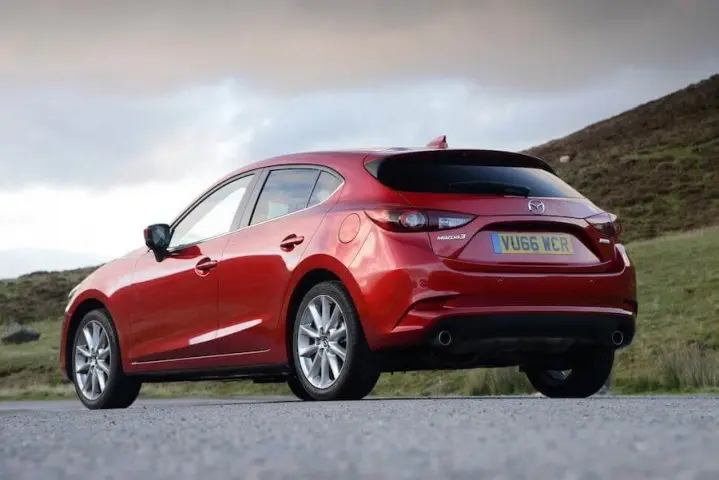Mazda 3 3 1.5 SkyActive-D Reflex 0