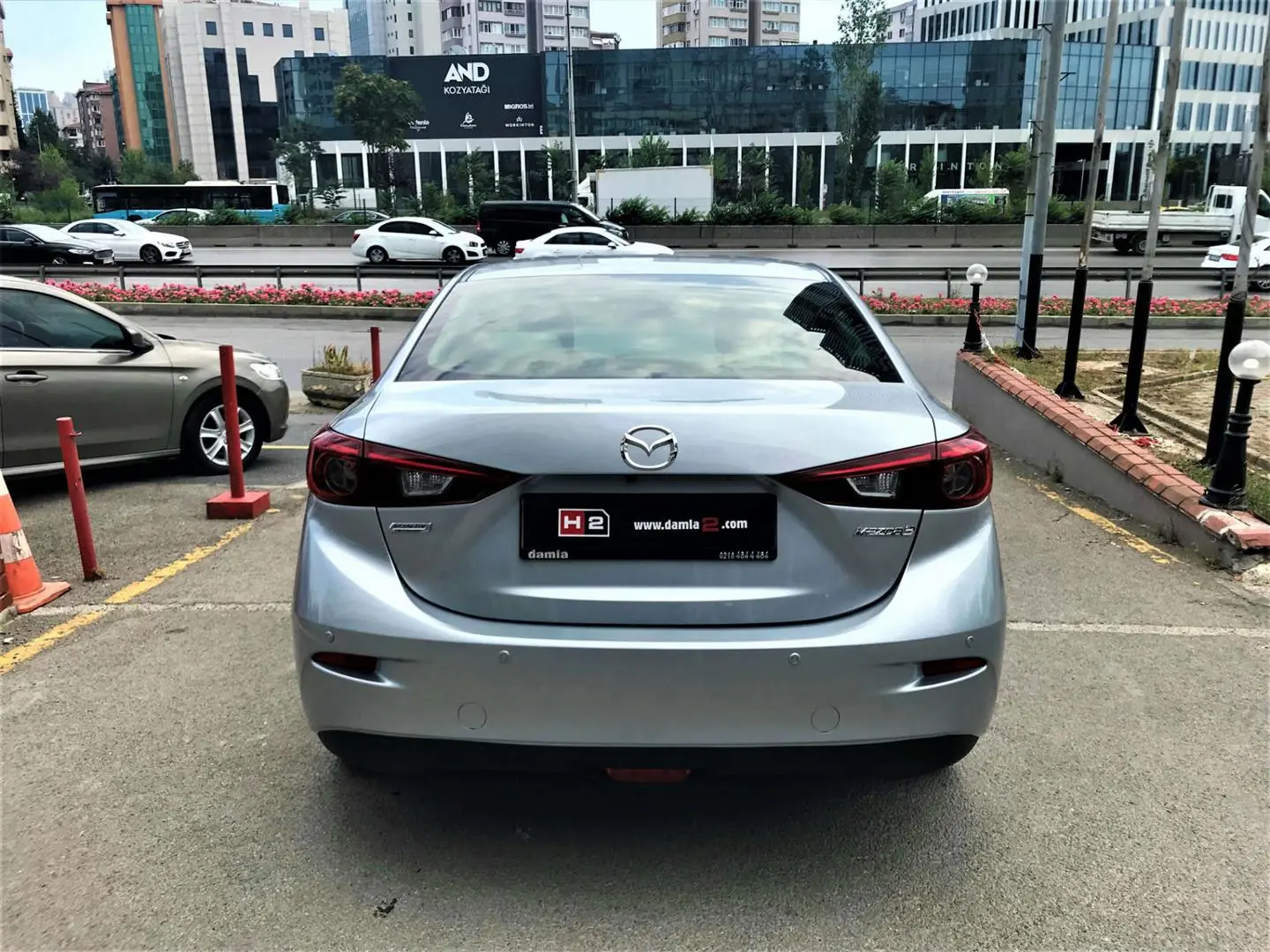 Mazda 3 3 1.5 SkyActive-D Power Beyaz Deri Döşeme 2