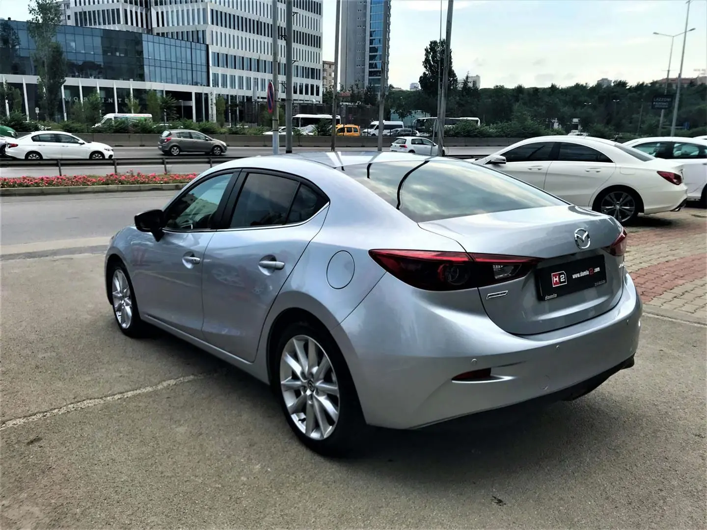 Mazda 3 3 1.5 SkyActive-D Power Beyaz Deri Döşeme 4