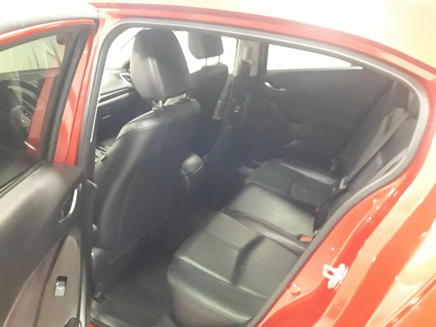 Mazda 3 3 1.5 SkyActive-G Power Sense Siyah Deri Döşeme 4