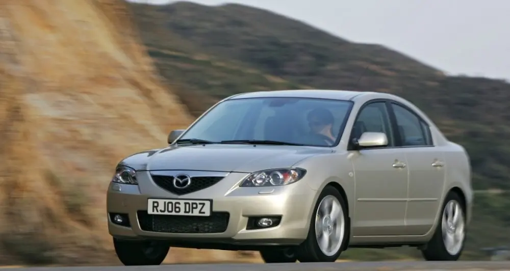 Mazda 3 3 1.6 Dynamic 1