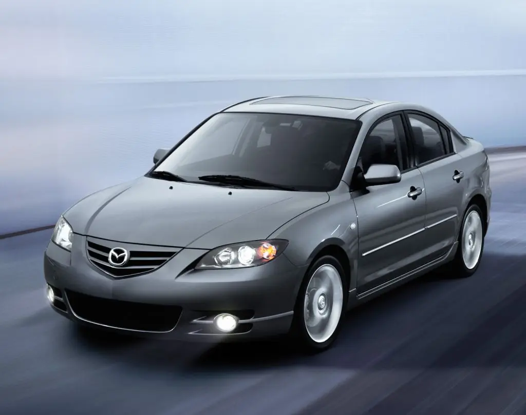 Mazda 3 3 1.6 High 4
