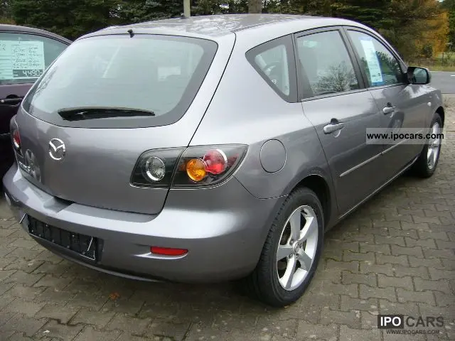 Mazda 3 3 1.6 High 4