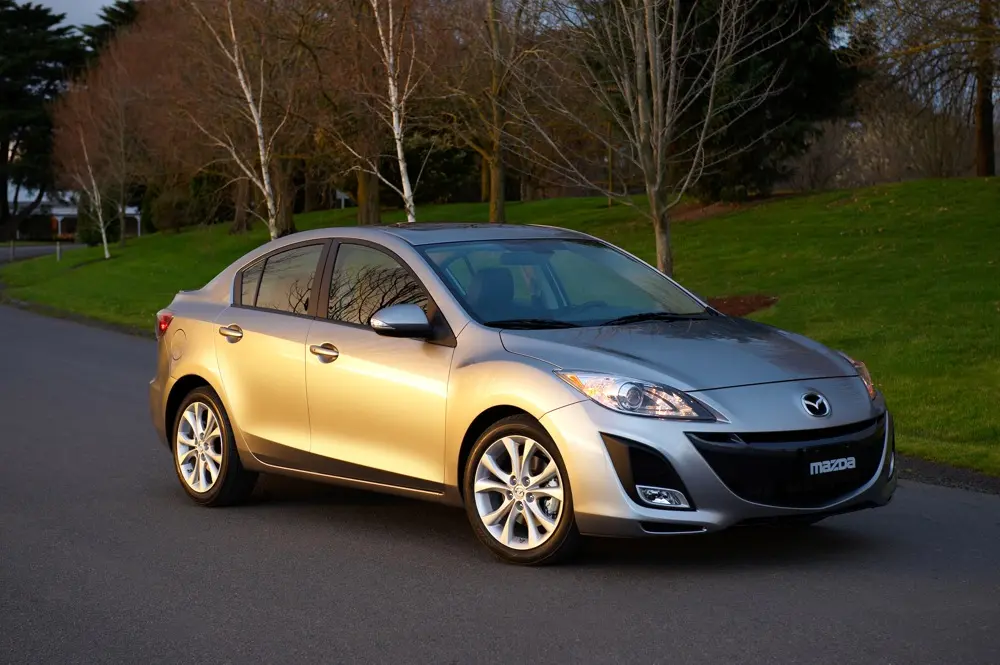 Mazda 3 3 1.6 Touring 1