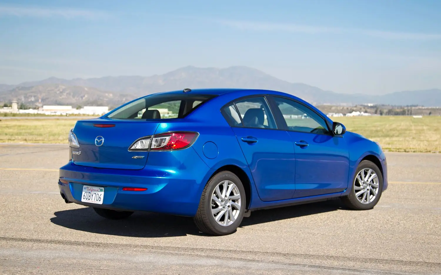 Mazda 3 3 1.6 Touring 1