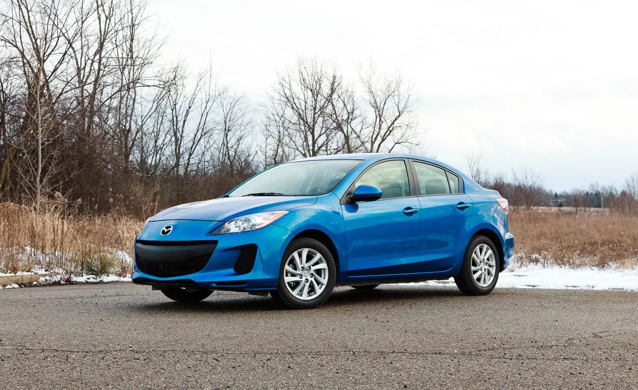 Mazda 3 3 1.6 Touring 4