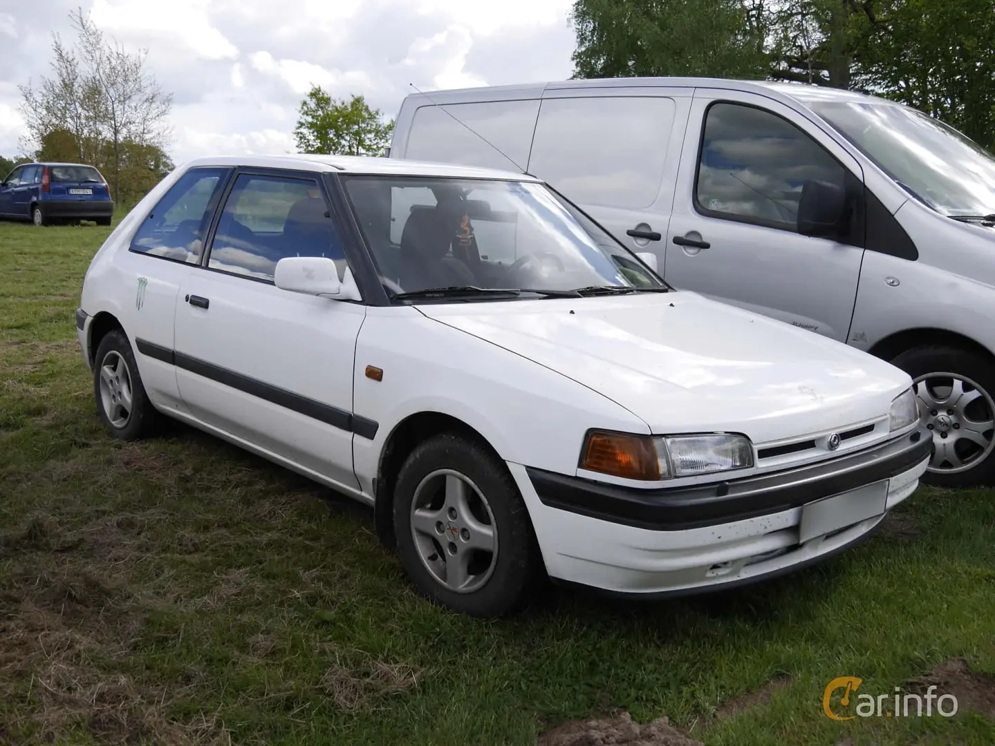 Mazda 323 323 1.3i Pro 6