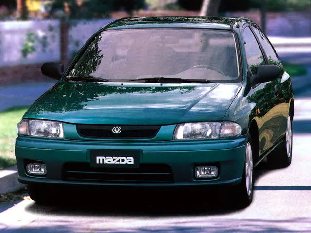 Mazda 323 323 P 1.5i 2
