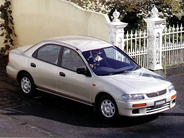 Mazda 323 323 1.5i GL 5