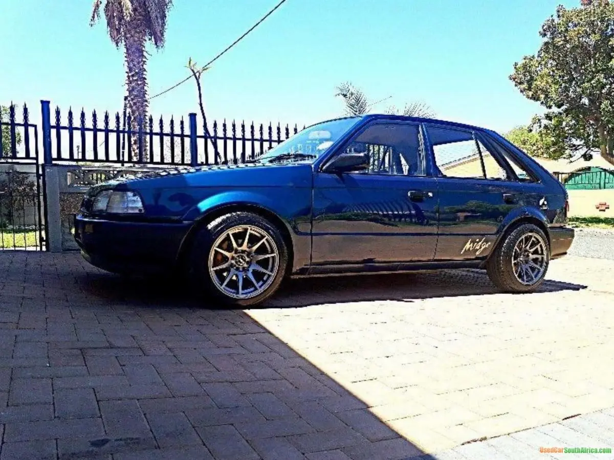 Mazda 323 323 1.6 7
