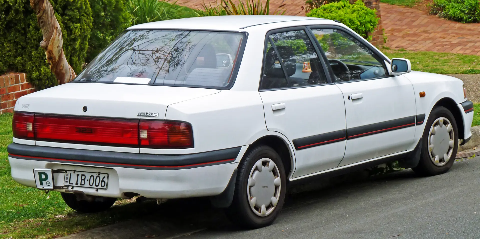 Mazda 323 323 1.6i 2