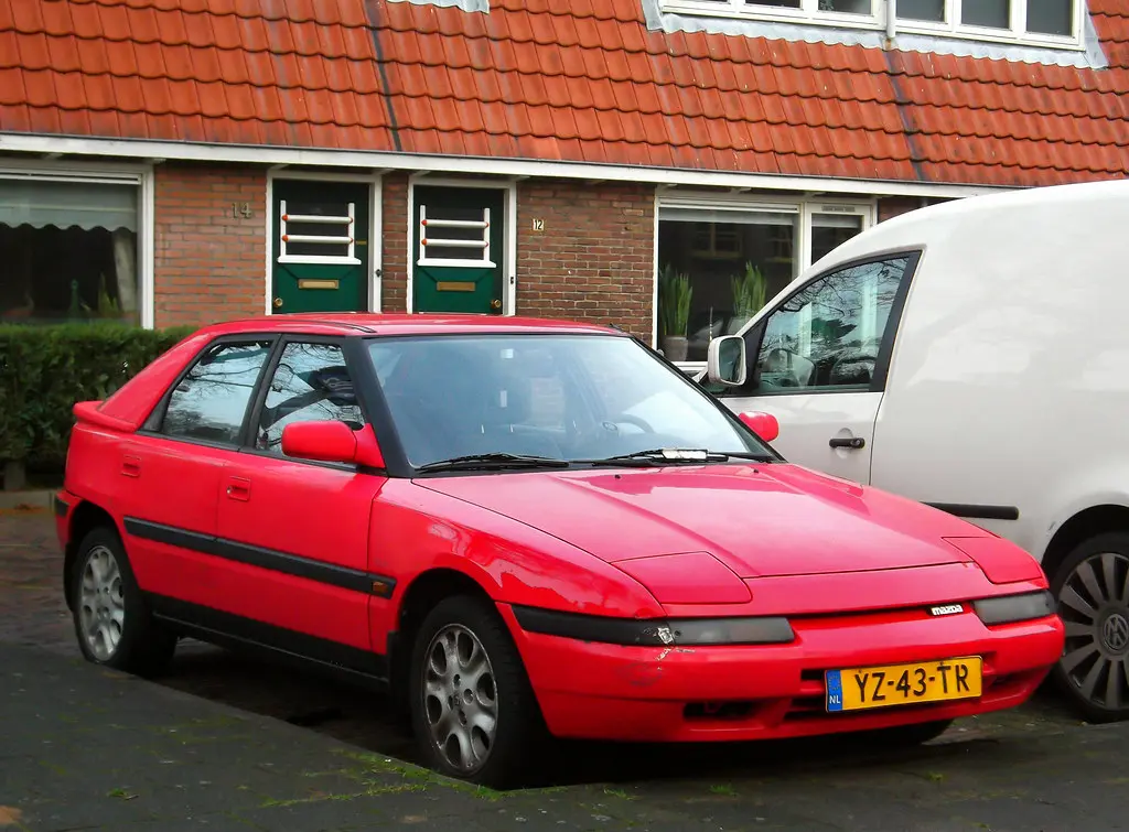 Mazda 323 323 1.6i 5