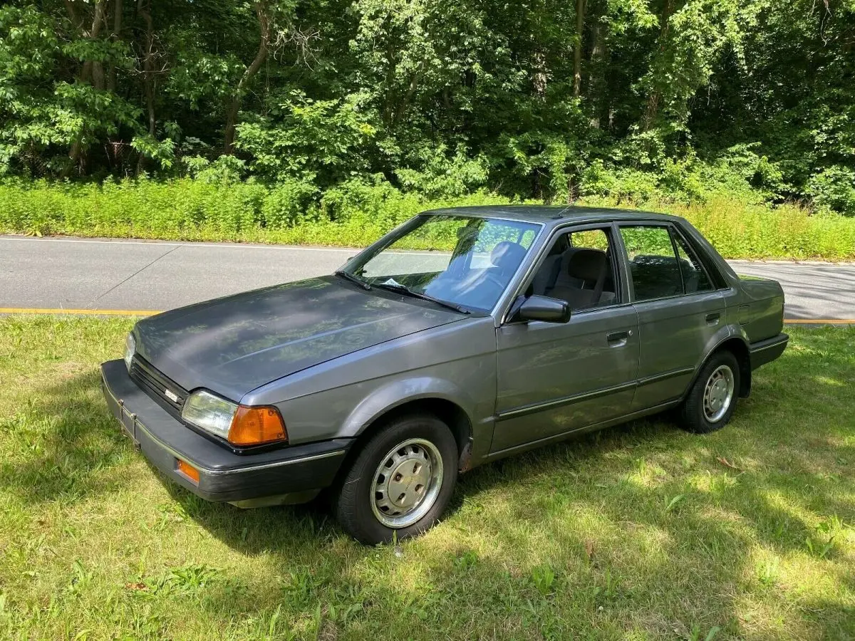 Mazda 323 323 1.7 D LX 5