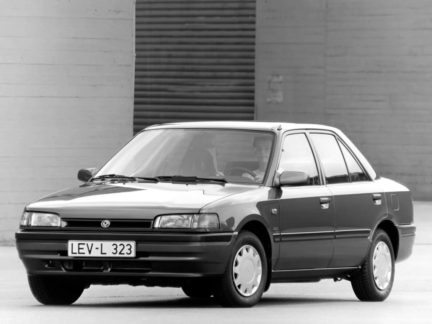 Mazda 323 323 1.7 D LX 6