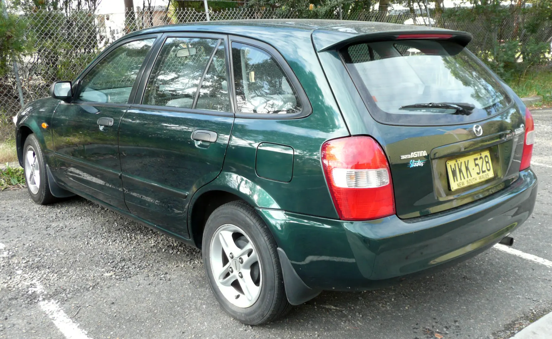 Mazda 323 323 1.8 TE 7
