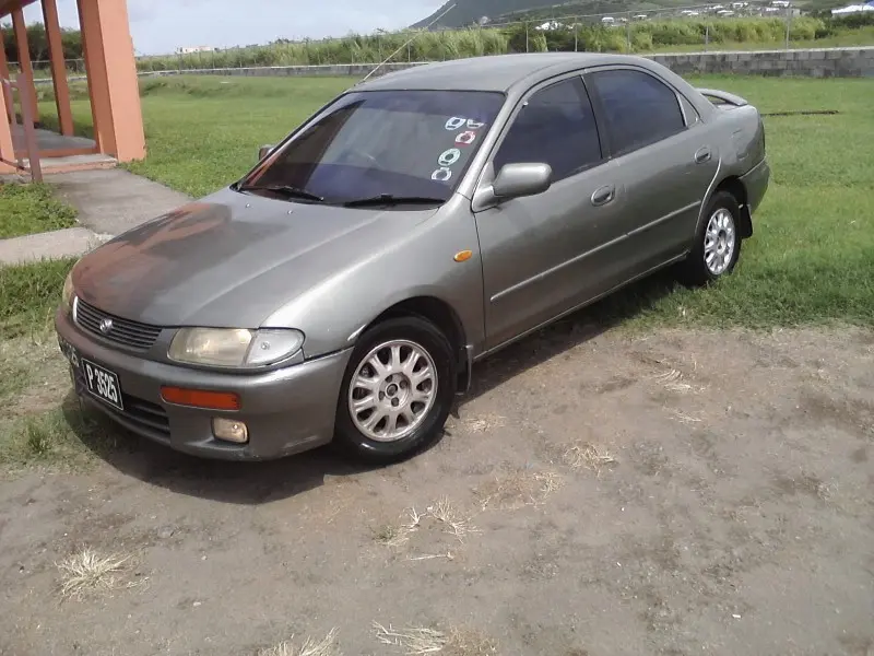 Mazda 323 323 1.6i GL 3