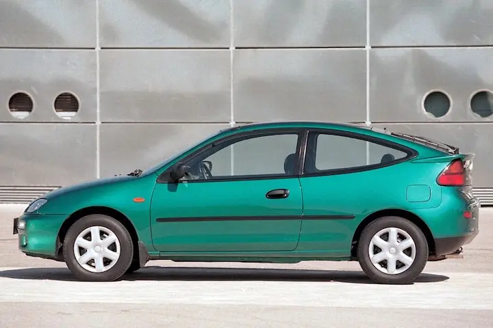 Mazda 323 323 1.8i GLX 6