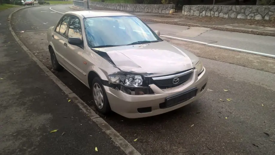 Mazda 323 323 2.0 DiTD 5