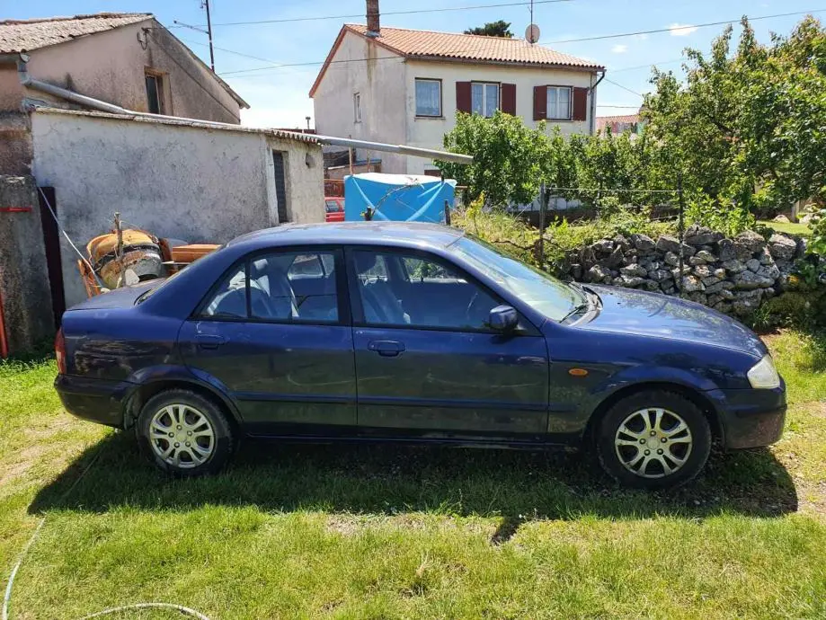 Mazda 323 323 2.0 DITD Comfort 0