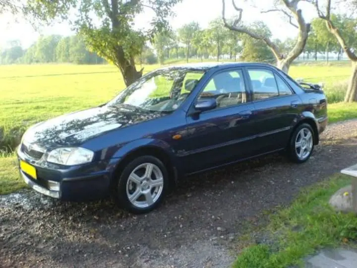 Mazda 323 323 2.0 DITD Comfort 1
