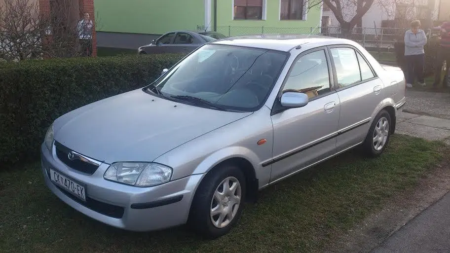 Mazda 323 323 2.0 DITD Comfort 4
