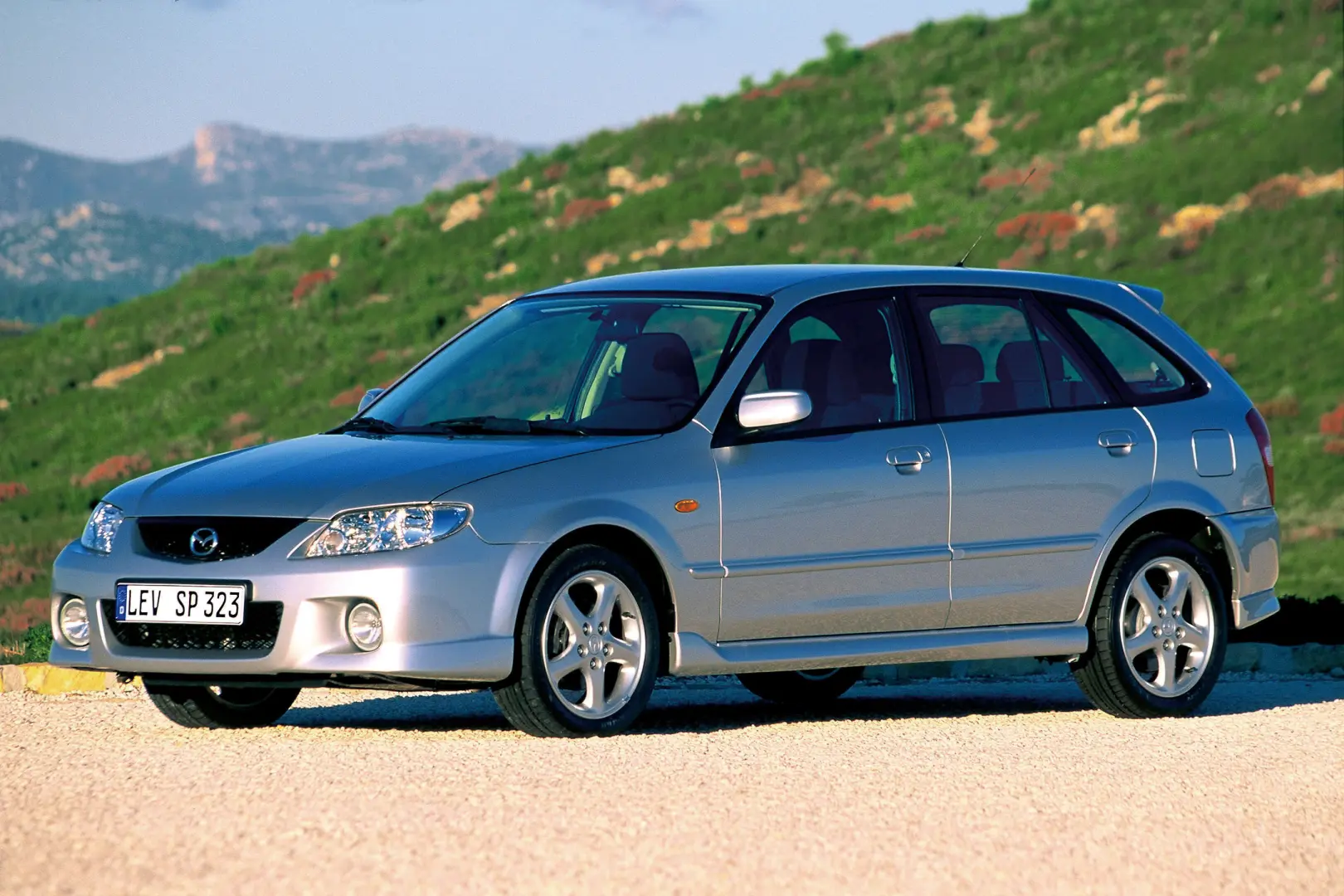 Mazda 323 323 F 1.6 Exclusive 4