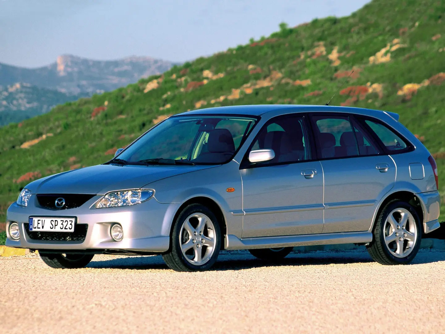 Mazda 323 323 1.4 0