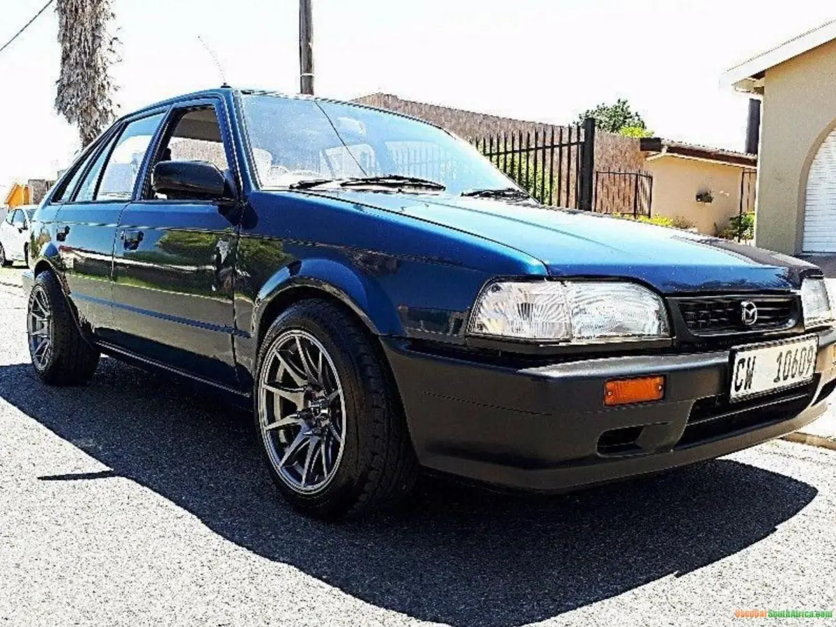 Mazda 323 323 1.6 2