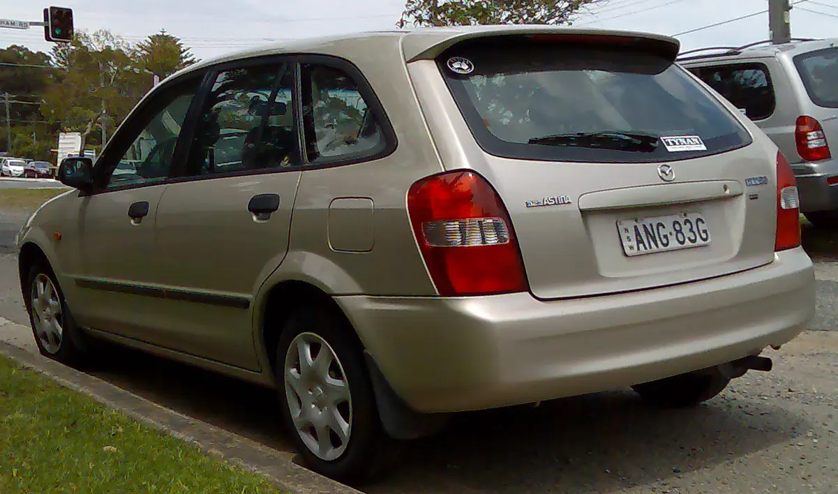 Mazda 323 323 F Astina 1.4 6
