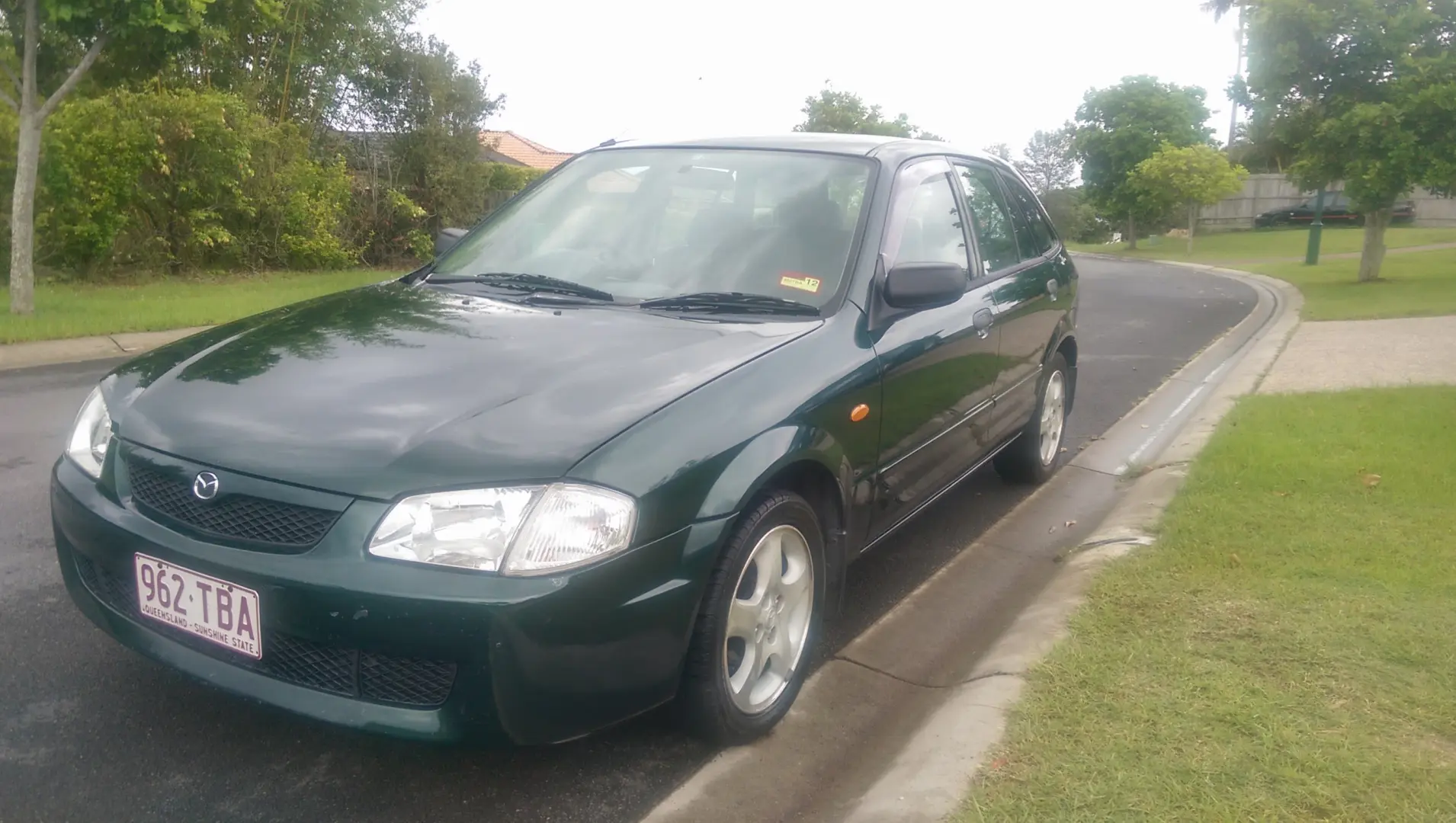 Mazda 323 323 F Astina 1.4 Comfort 7