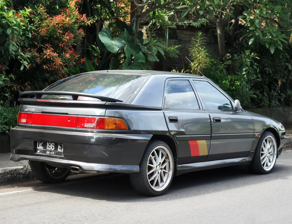 Mazda 323 323 F Astina 1.8 TE 5