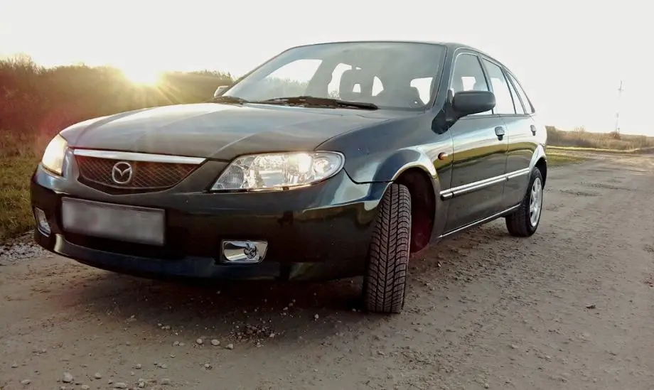 Mazda 323 323 F Astina 2.0 DITD TE 1