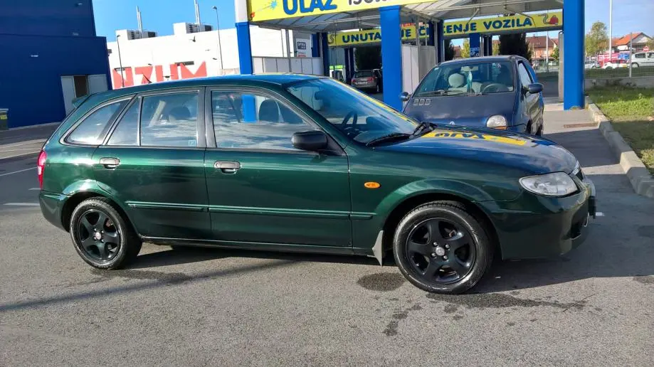 Mazda 323 323 F Astina 2.0 DITD TE 3