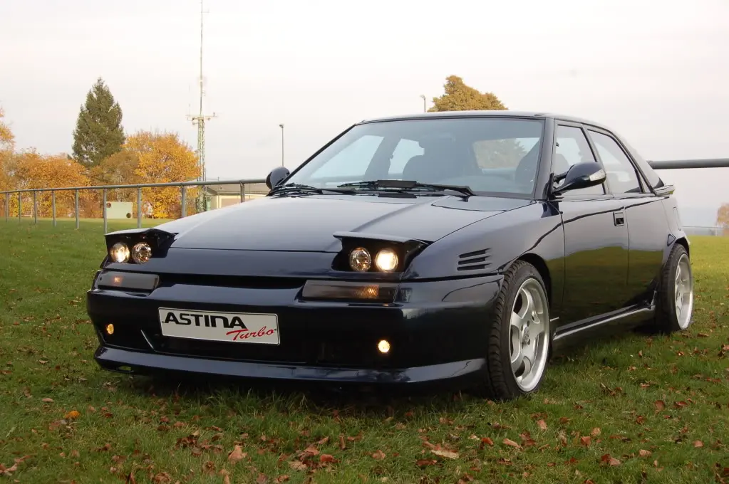 Mazda 323 323 F Astina 2.0 GT 4