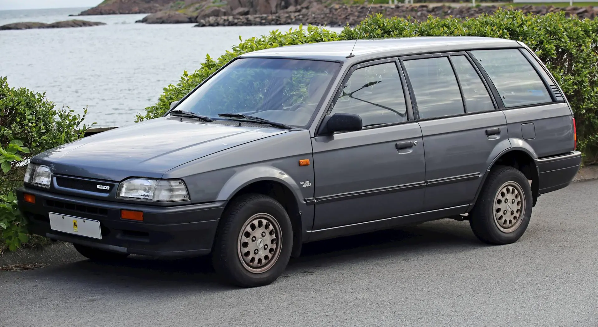 Mazda 323 323 1.5i GL 1