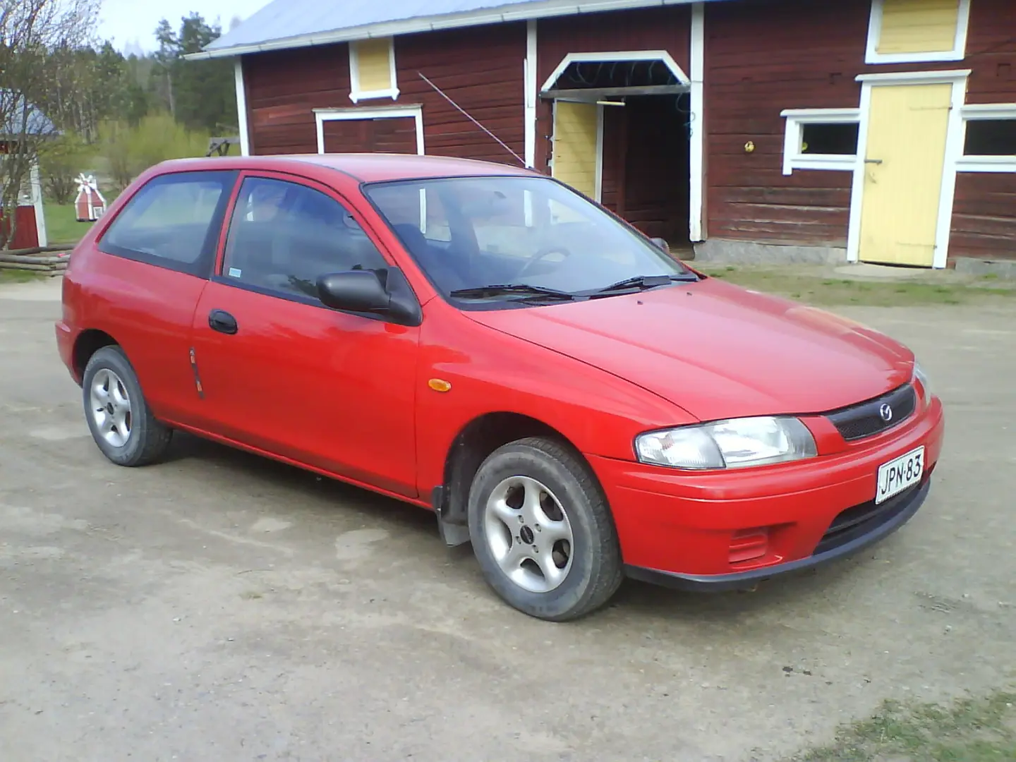 Mazda 323 323 P 1.5i 0