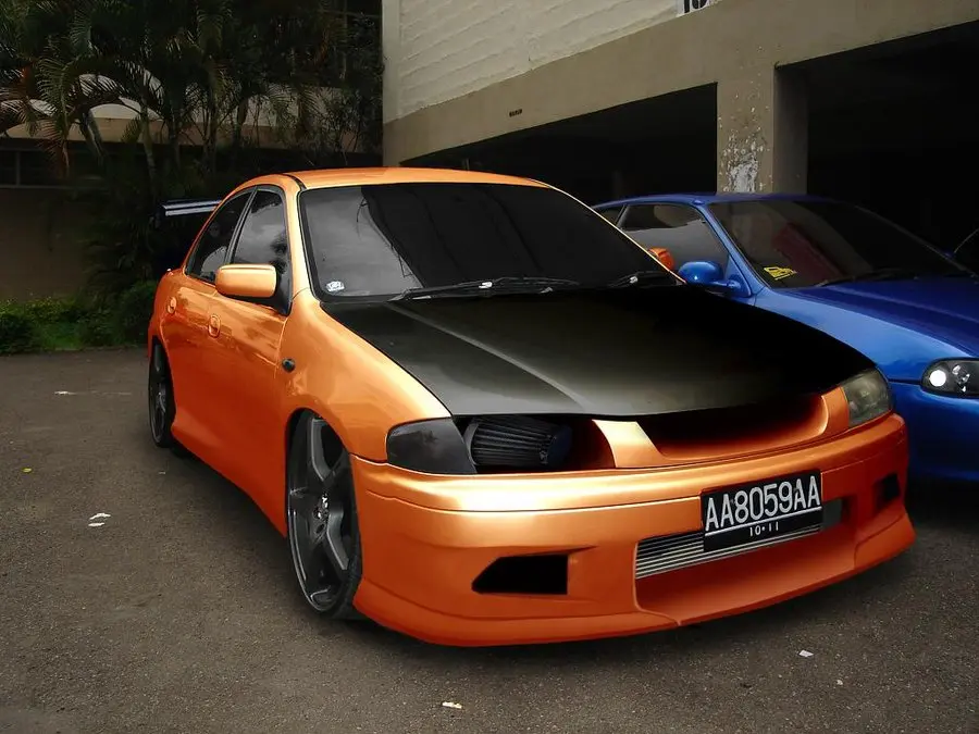 Mazda 323 323 F Astina F 1.5i 2