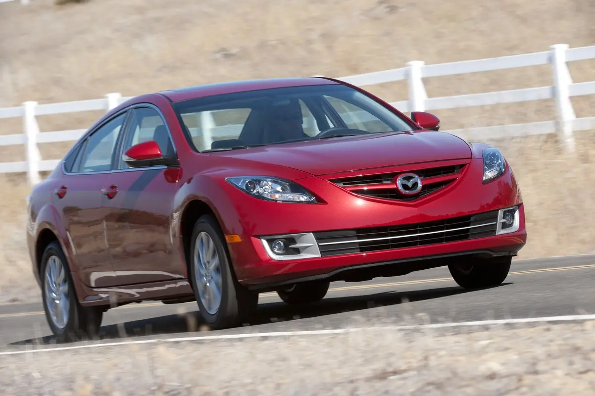 Mazda 6 6 2.0i SKY-G Sport 2