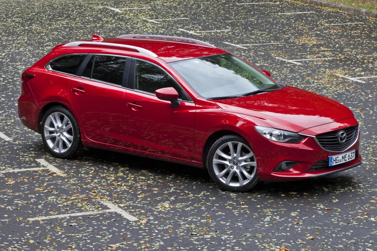 Mazda 6 6 2.0i SKY-G Sport 4