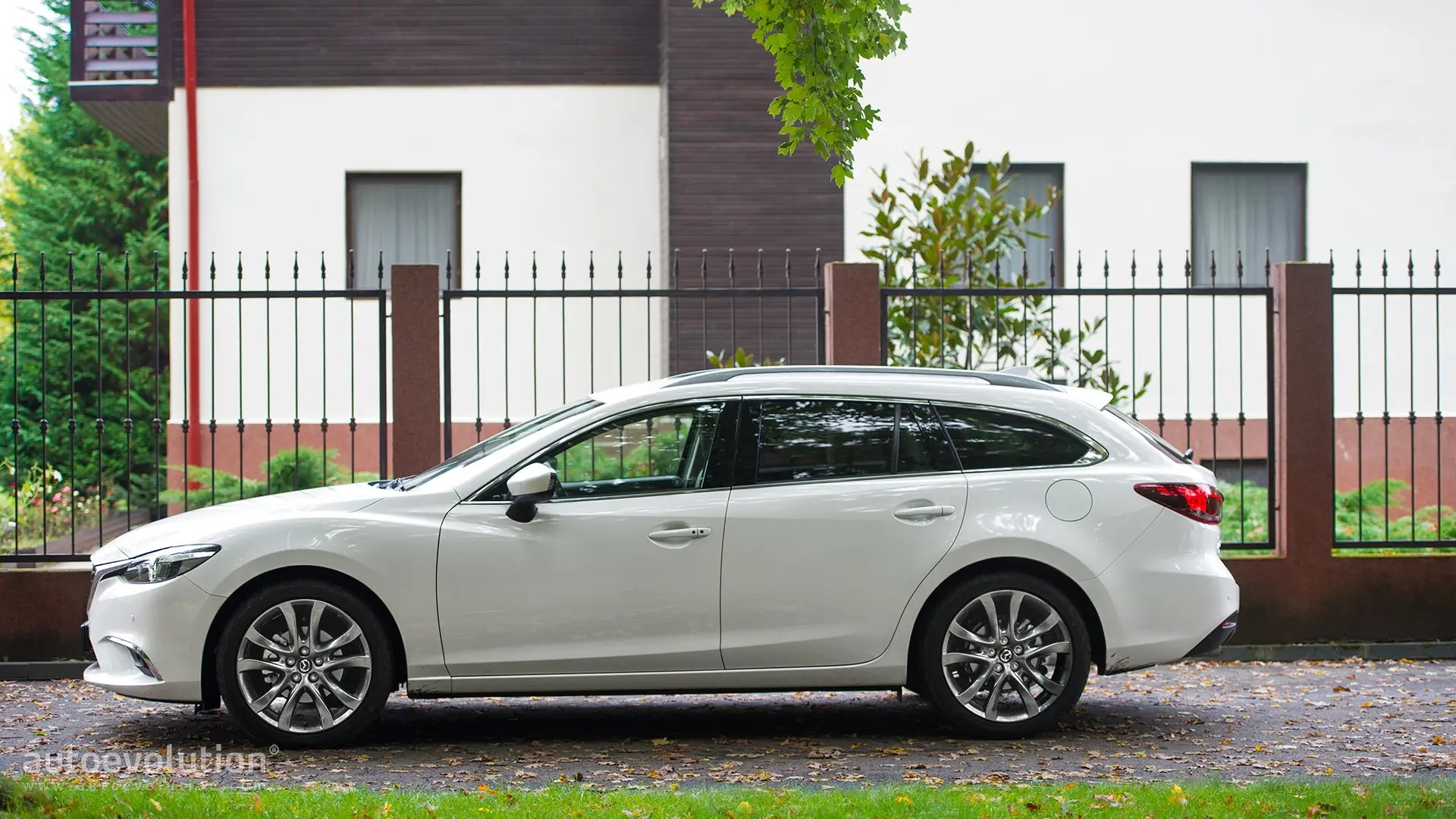 Mazda 6 6 2.2 SKY-D 4x4 Power Sense Beyaz Deri Döşeme 2