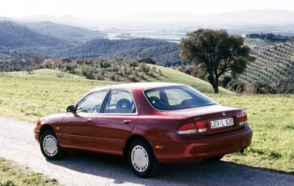 Mazda 626 626 2.0i GLE 4