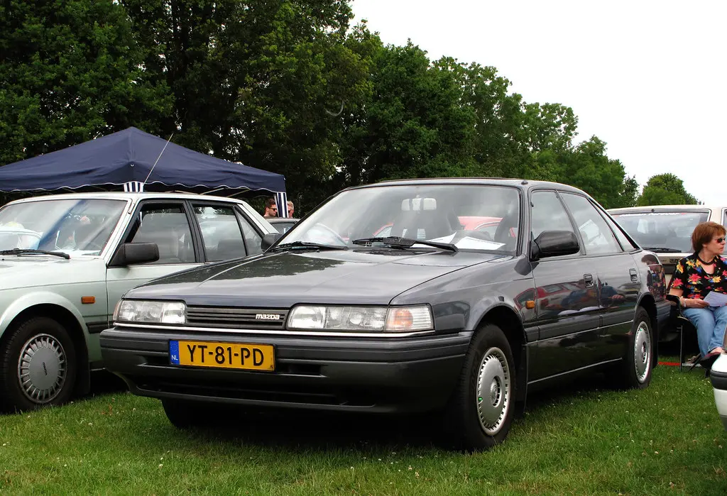 Mazda 626 626 2.0i GLX 5