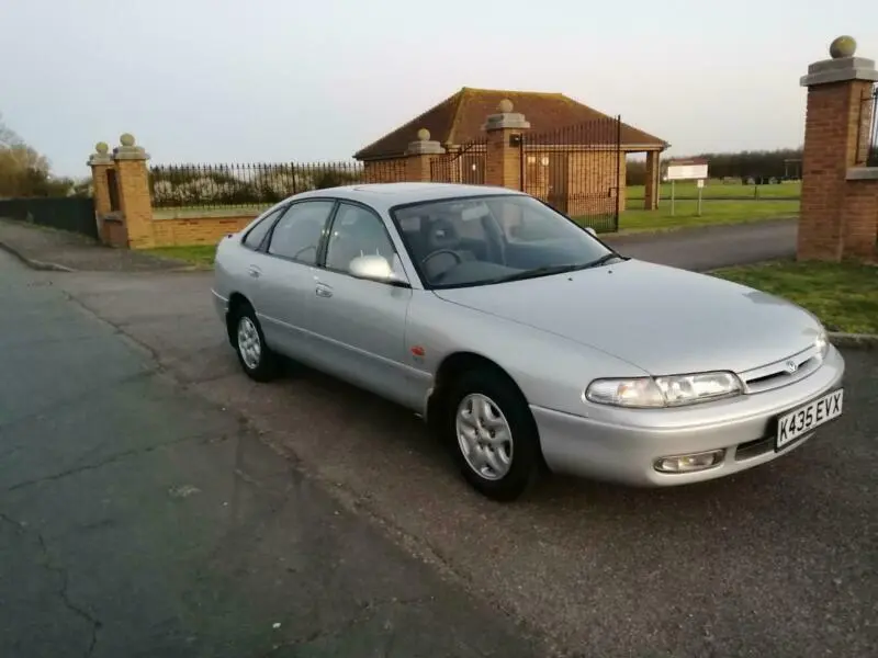Mazda 626 626 2.0i GLX 2