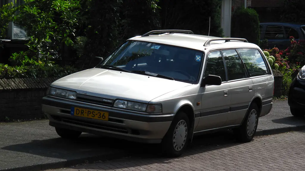 Mazda 626 626 2.0i GLX 5